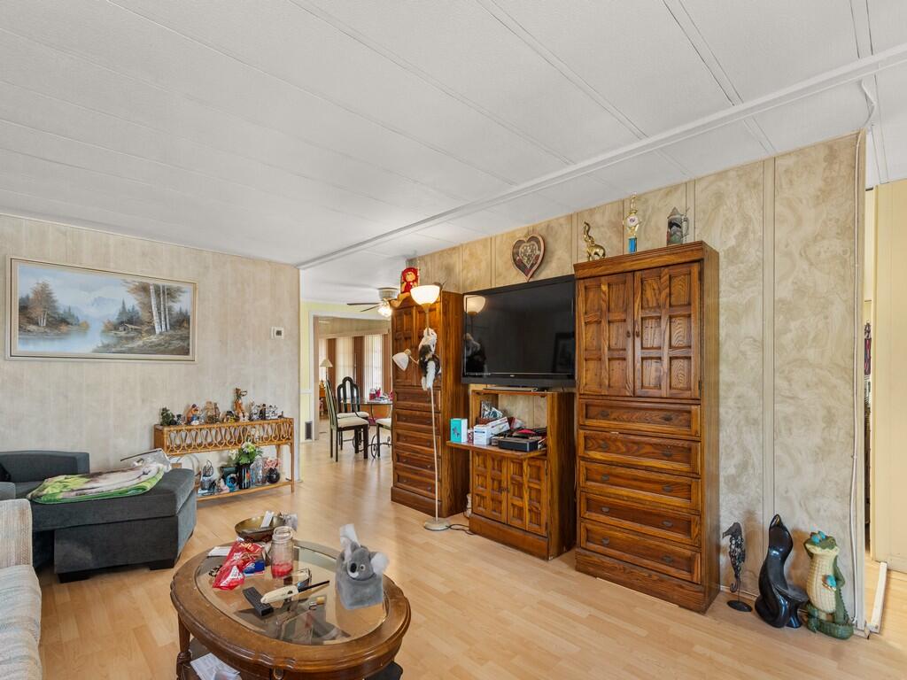 Spanish Lakes Riverfront - Residential