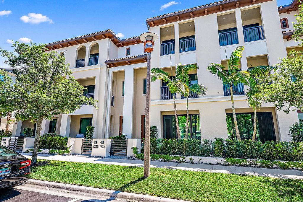 Photo of 5256 Beckman Terrace, Palm Beach Gardens, FL 33418 (MLS # R10976479)