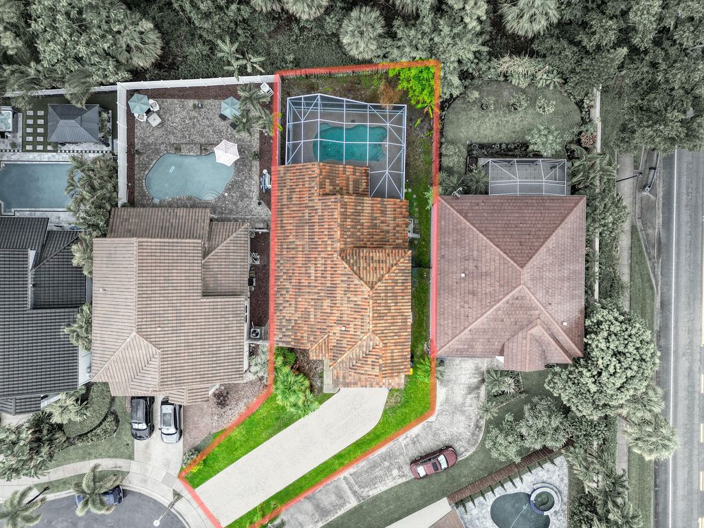 Photo of 110 Pennock Trace Drive, Jupiter, FL 33458 (MLS # R11101722)