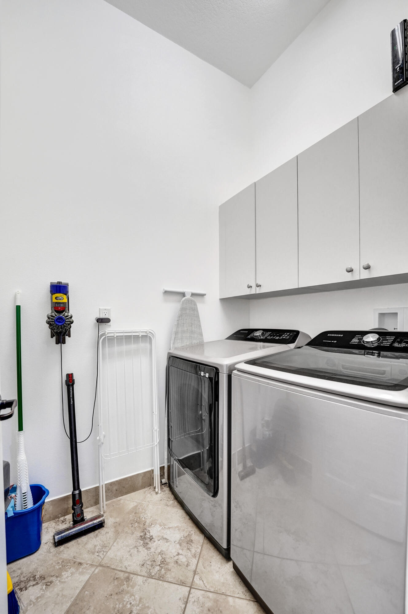 MONTERRA PLAT - Residential Lease