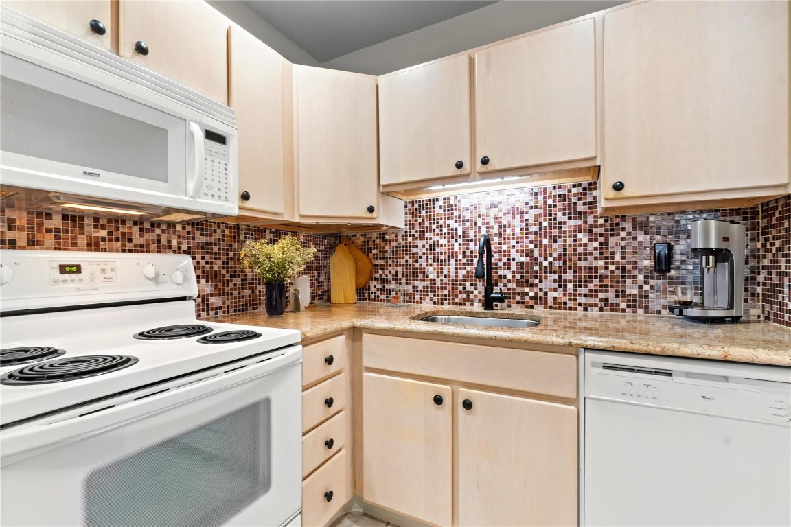 Cypress Club Condo - Residential