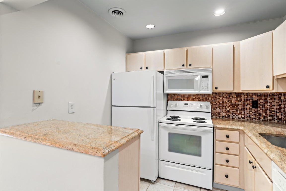 Cypress Club Condo - Residential