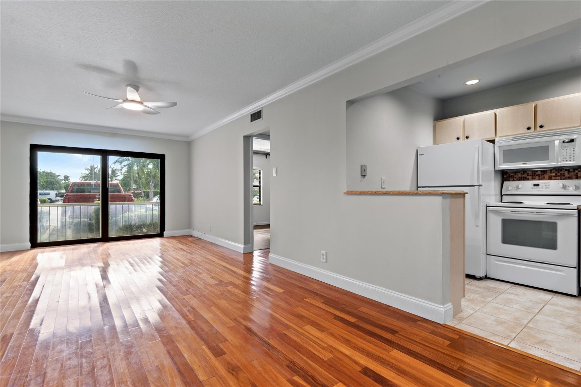 Cypress Club Condo - Residential