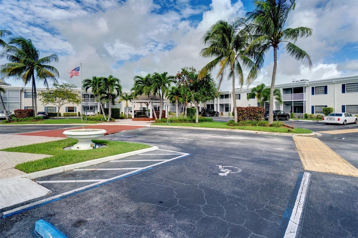 Cypress Club Condo - Residential