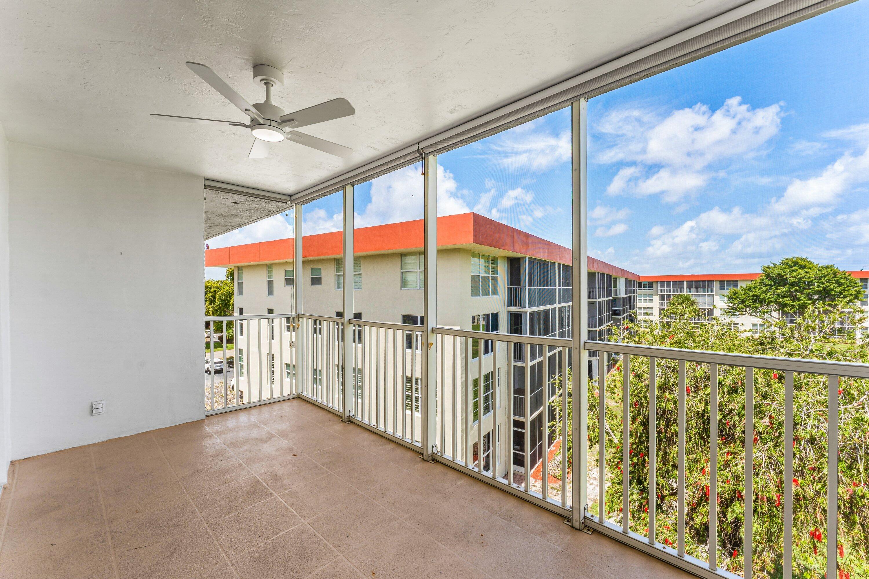 PALM-AIRE AT CORAL KEY - Residential