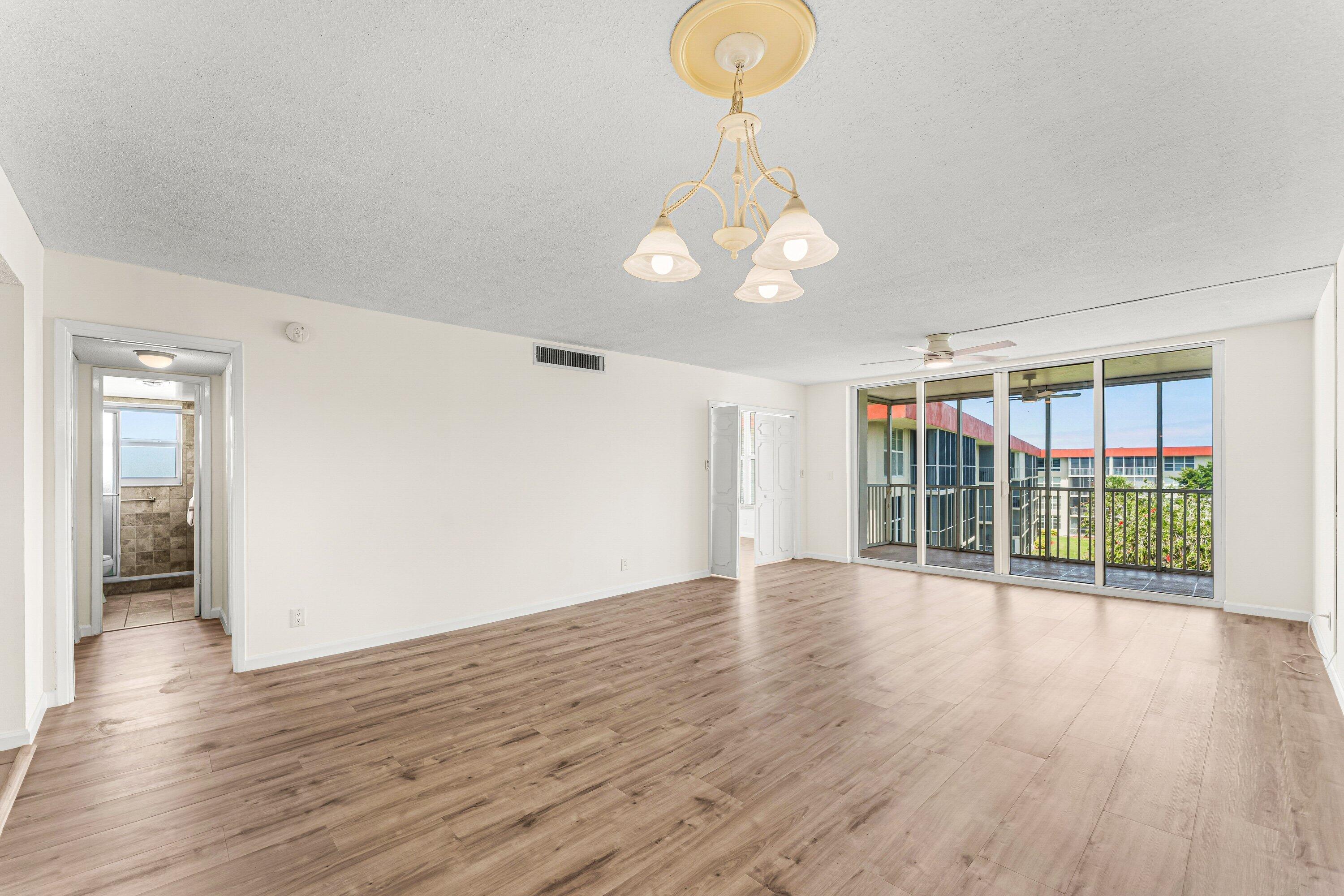 3100 NE 48th Court 415, Lighthouse Point, FL, 33064/$449,000 3 3100 NE 48th Court 415