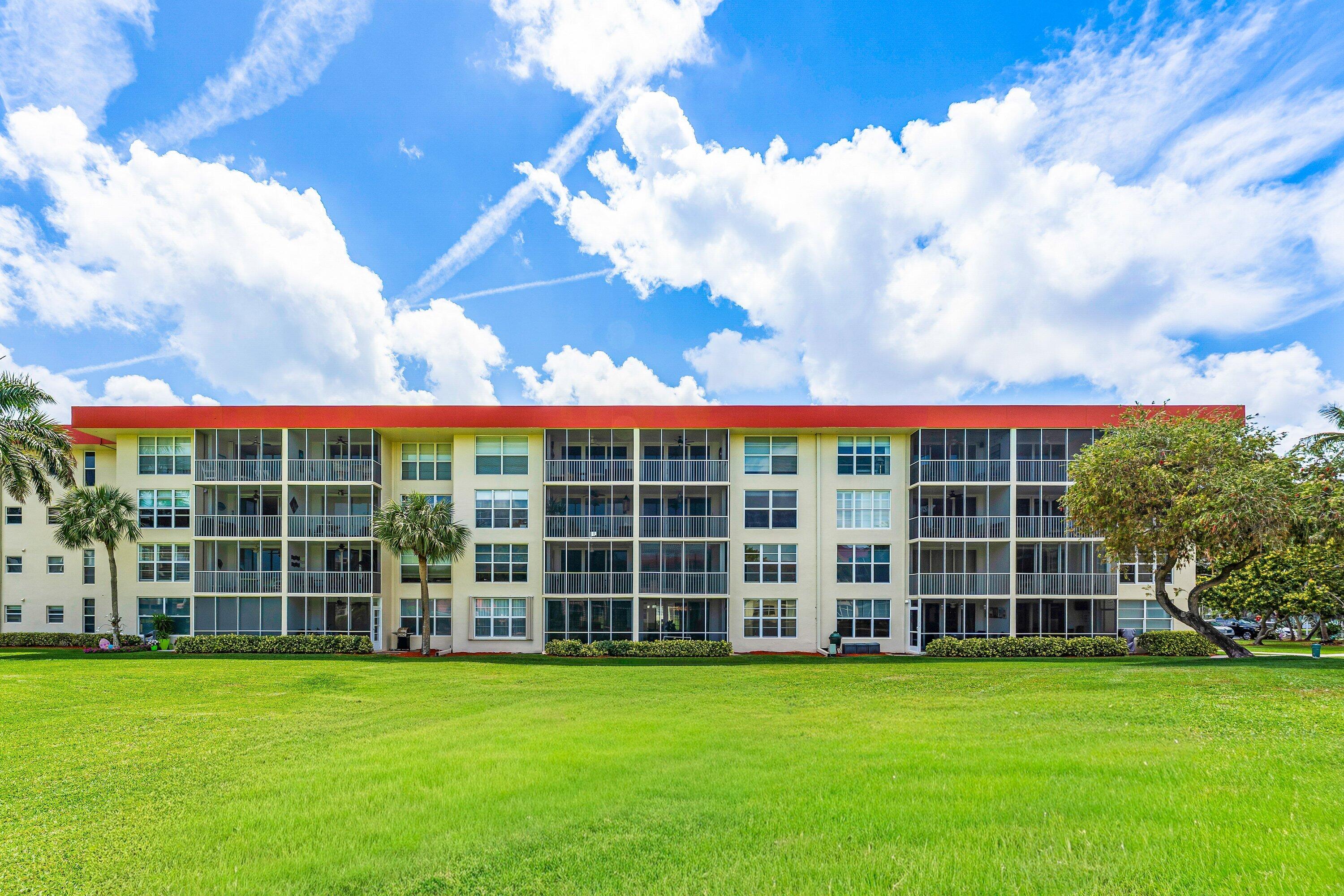 PALM-AIRE AT CORAL KEY - Residential