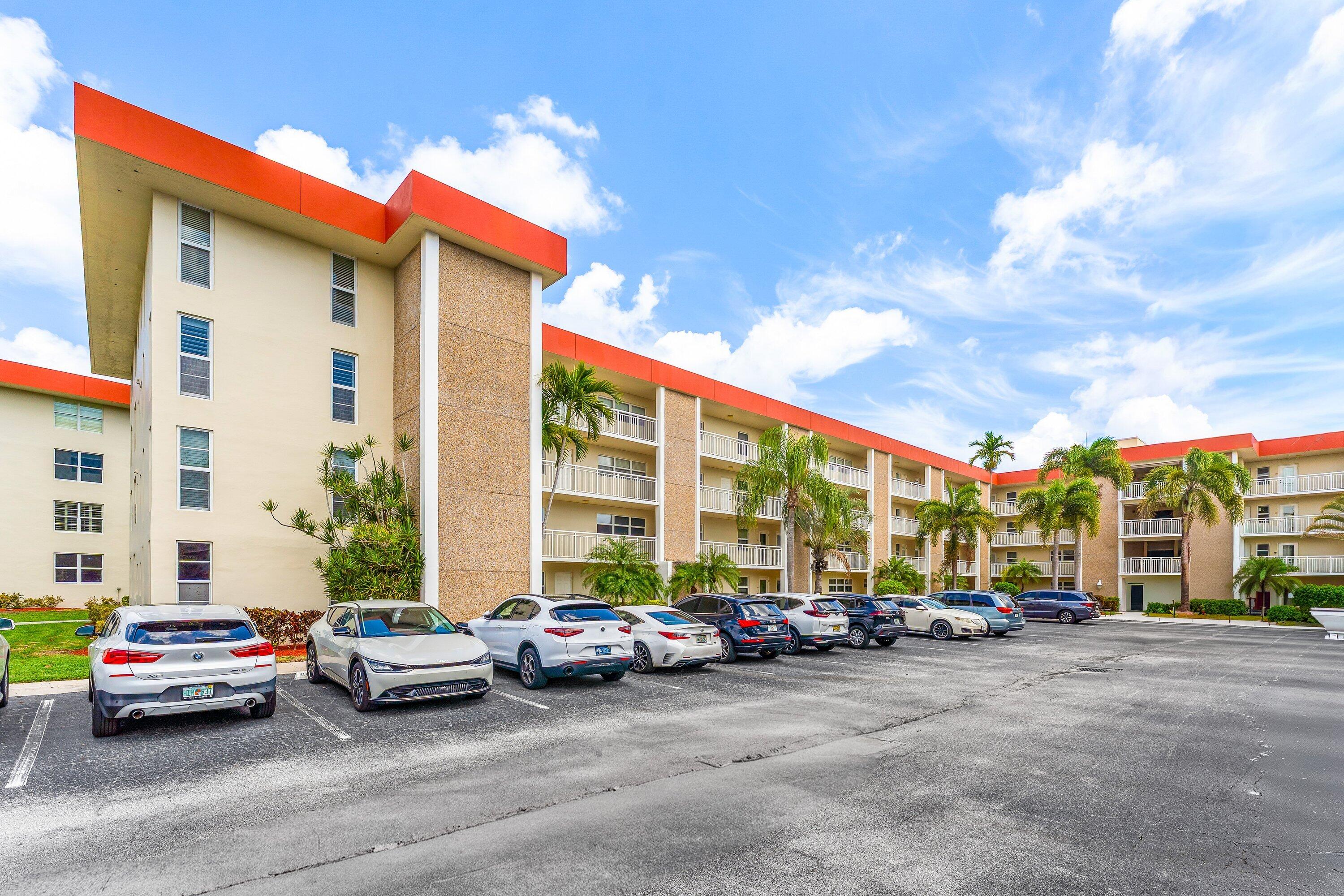 PALM-AIRE AT CORAL KEY - Residential