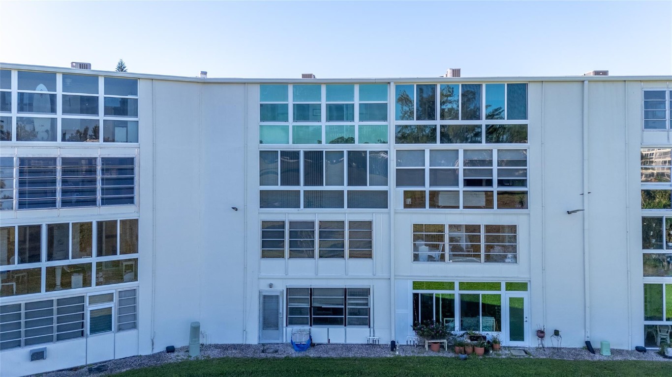 Century Village East - Residential