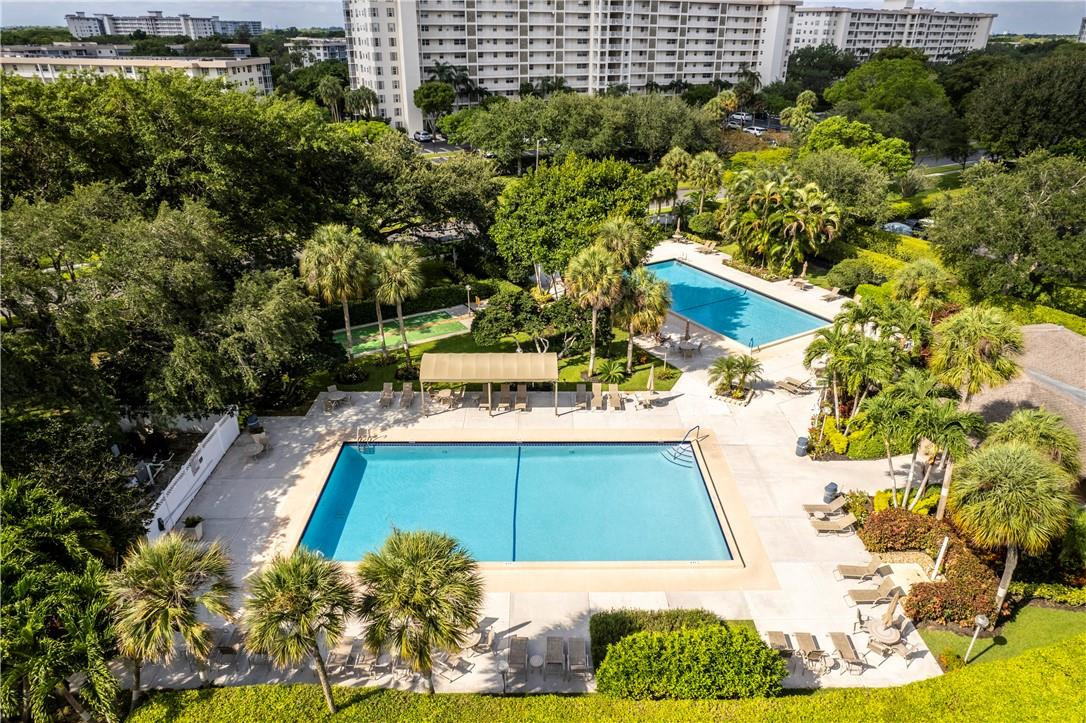 Palm Aire Country Club - Residential
