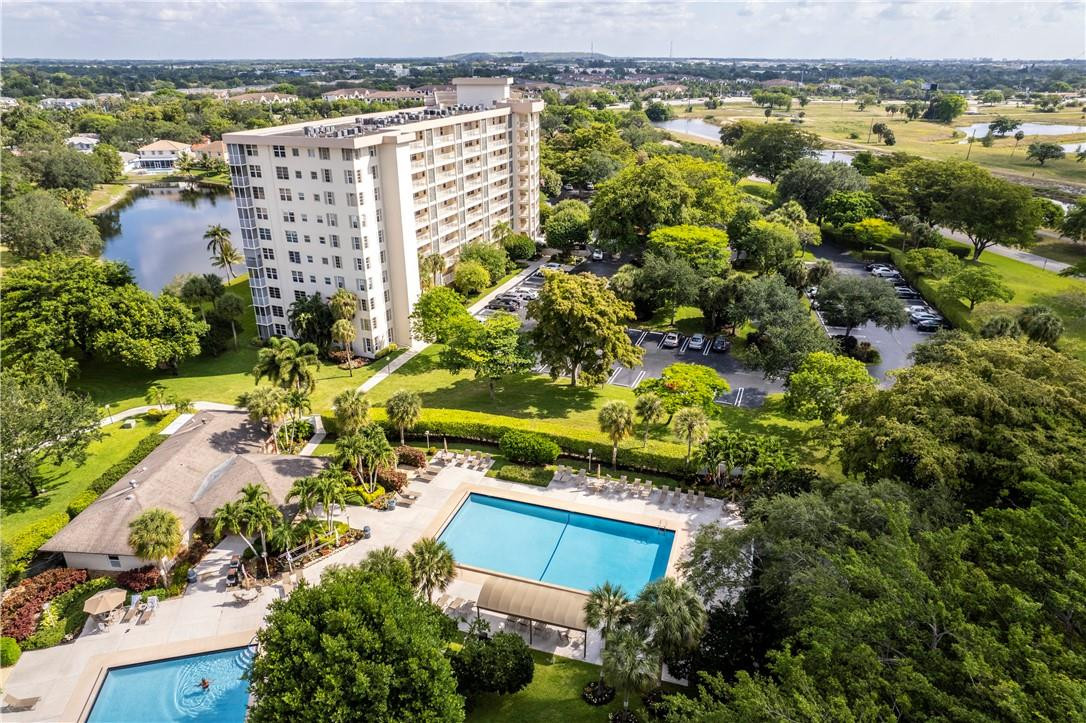 Palm Aire Country Club - Residential