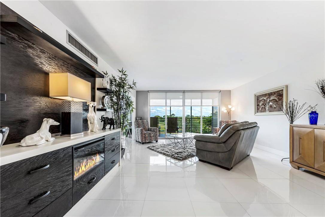 Palm Aire Country Club - Residential