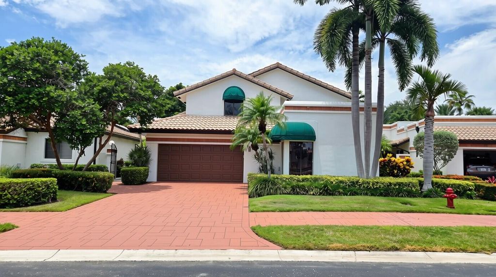 Photo of 6510 VIA ROSA, Boca Raton, FL 33433 (MLS # B26054108)
