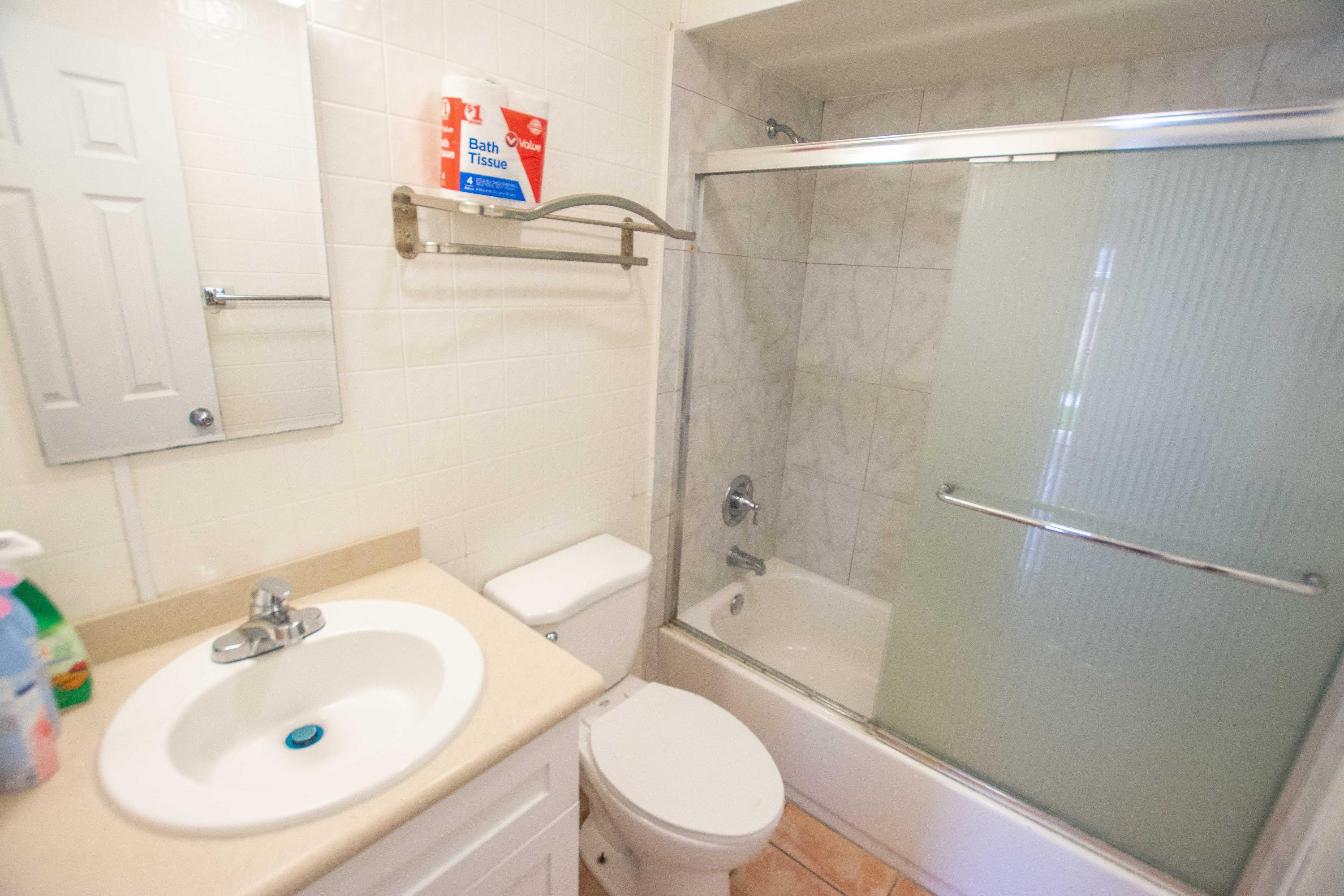 ROAN COURT - Residential Lease