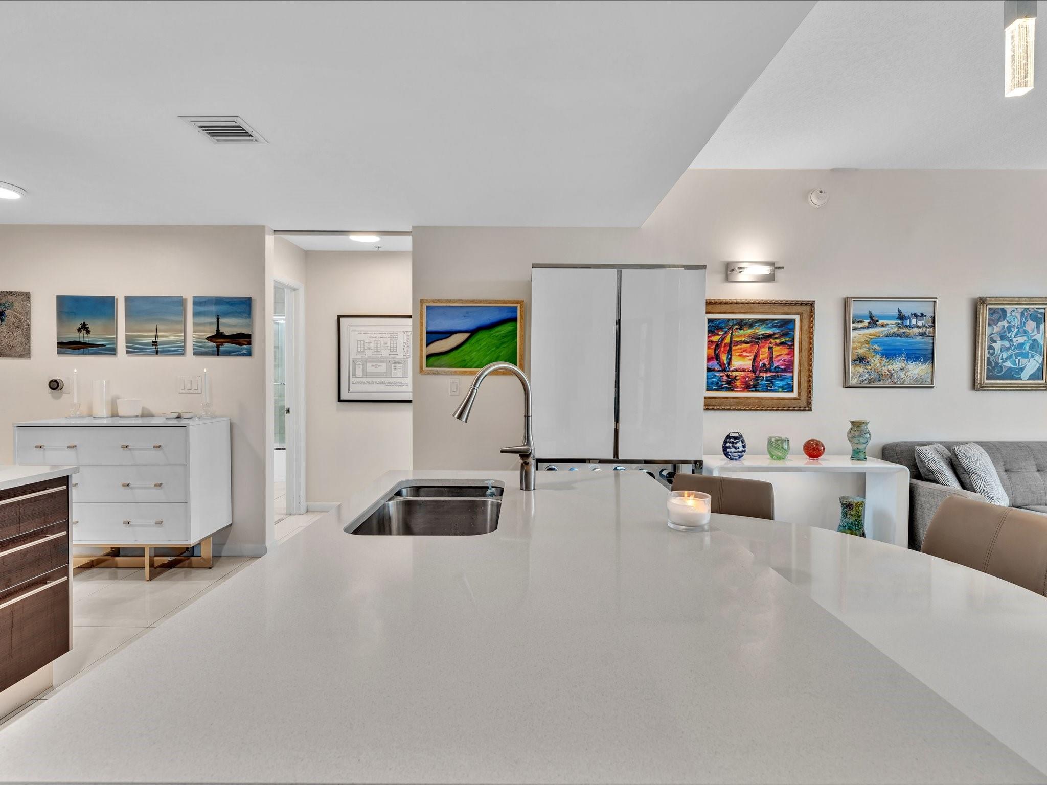 Quantum on the Bay - Residential
