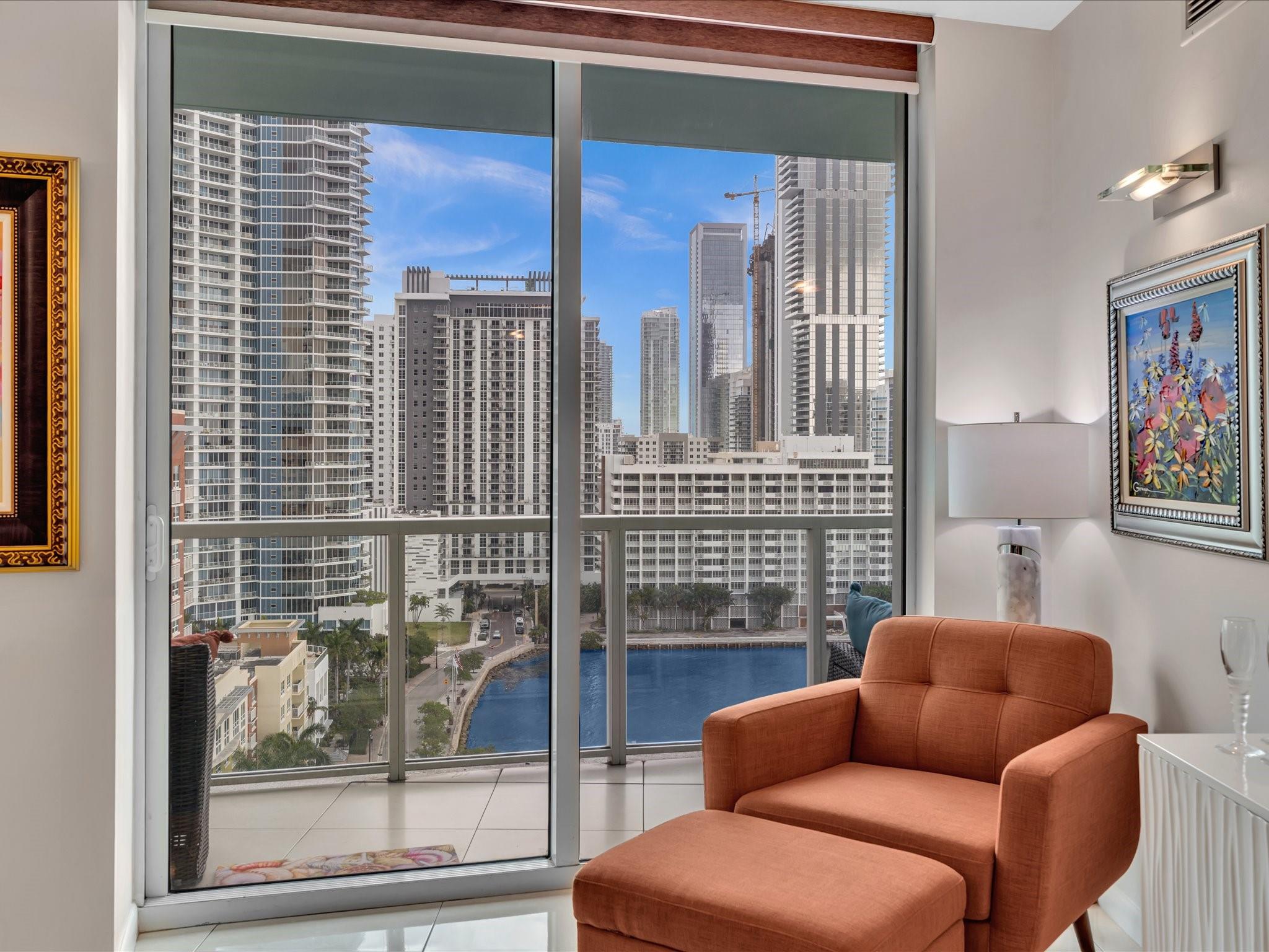 Quantum on the Bay - Residential