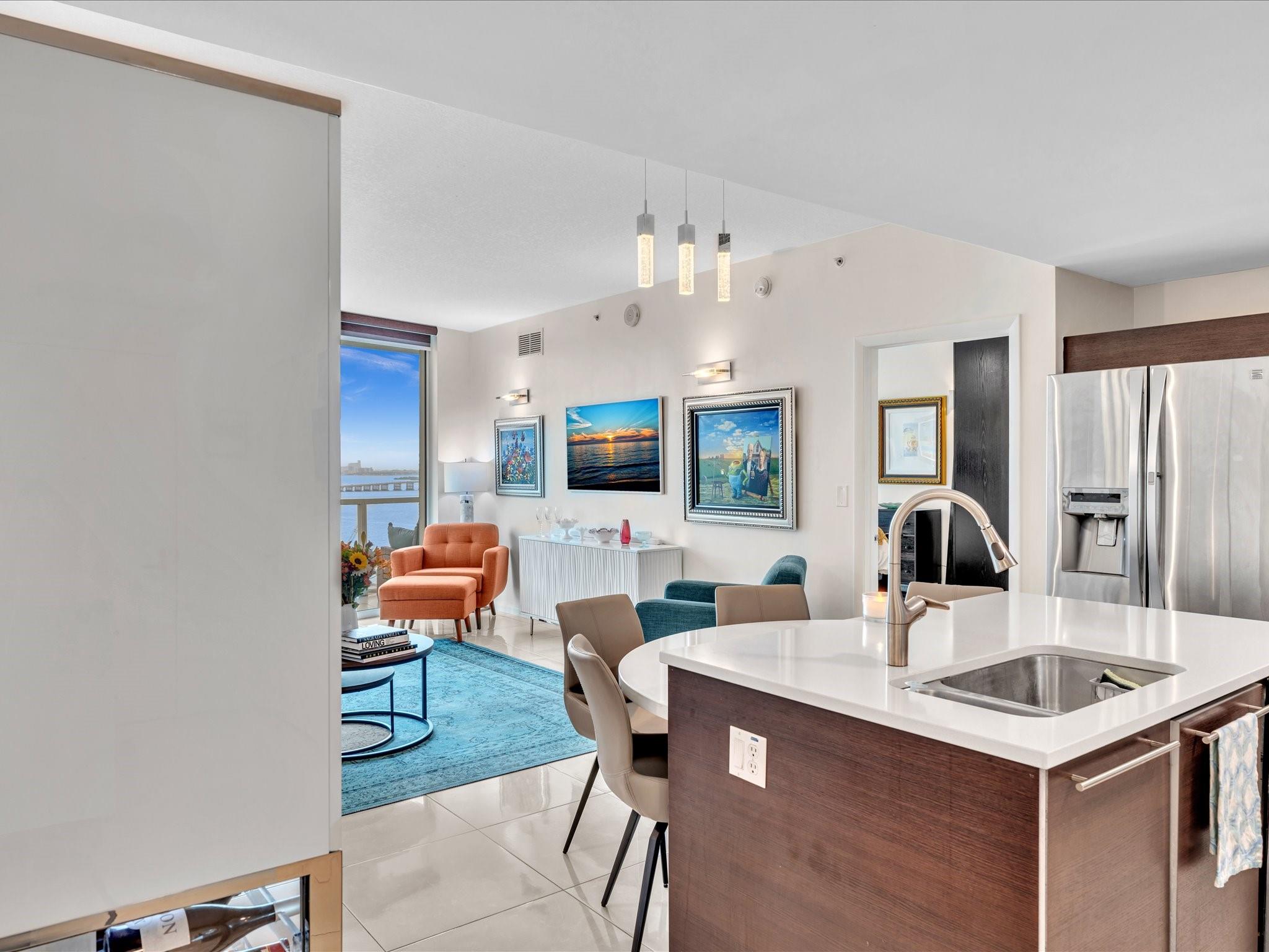 Quantum on the Bay - Residential