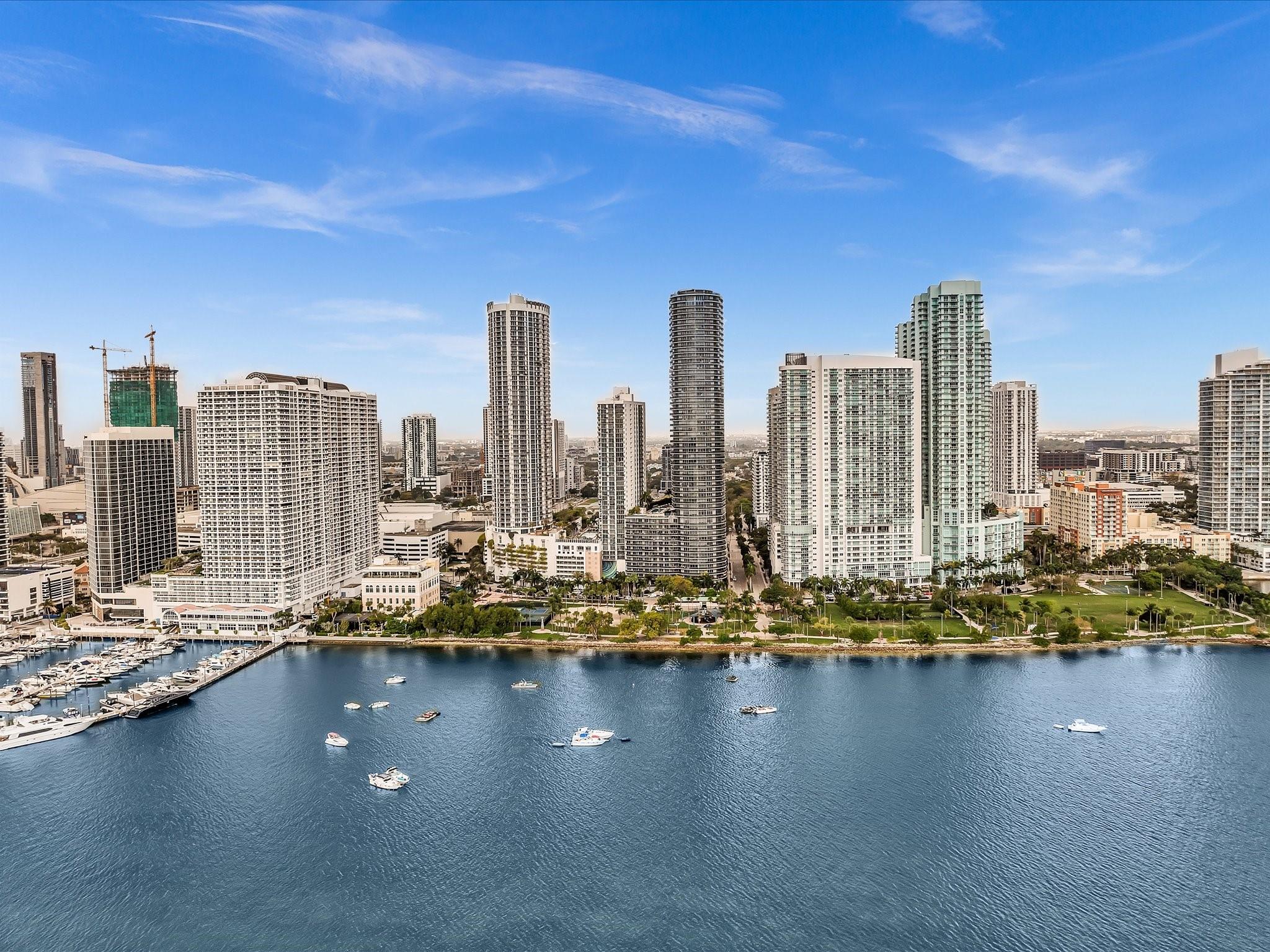 Quantum on the Bay - Residential