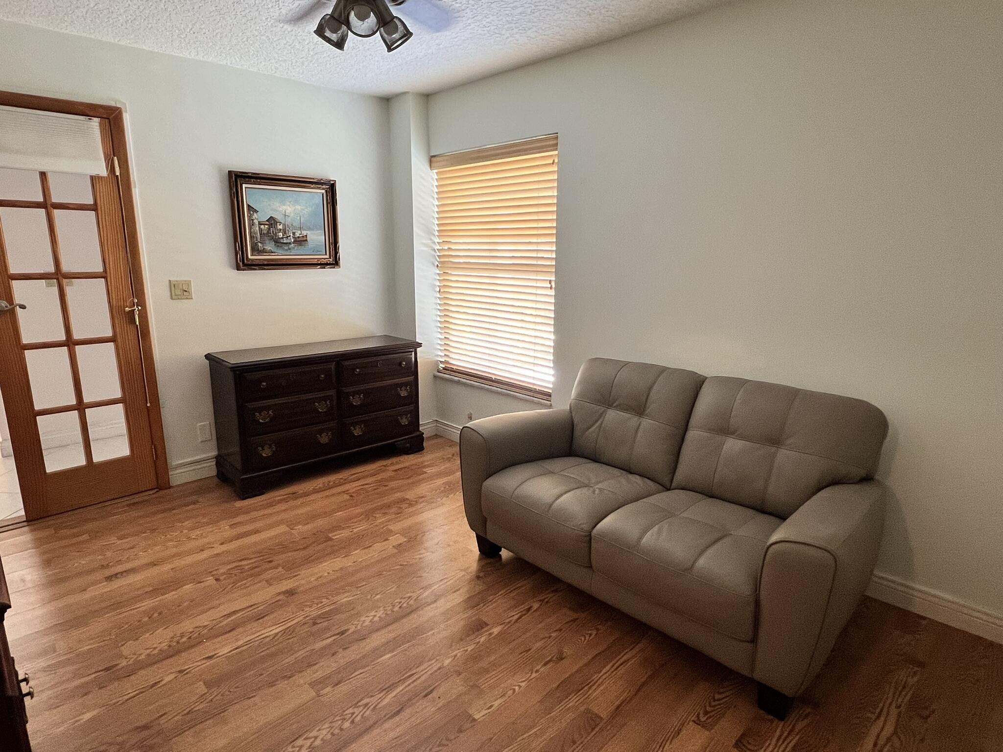 HILLSBORO LANDINGS CONDO NO ONE - Residential