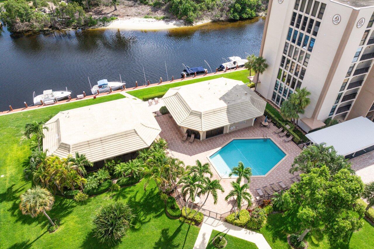 HILLSBORO LANDINGS CONDO NO ONE - Residential