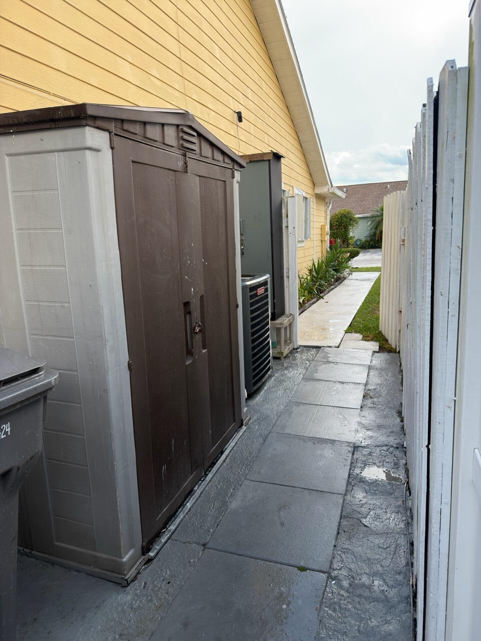 ROYAL FOREST TOWNHOUSES - Residential