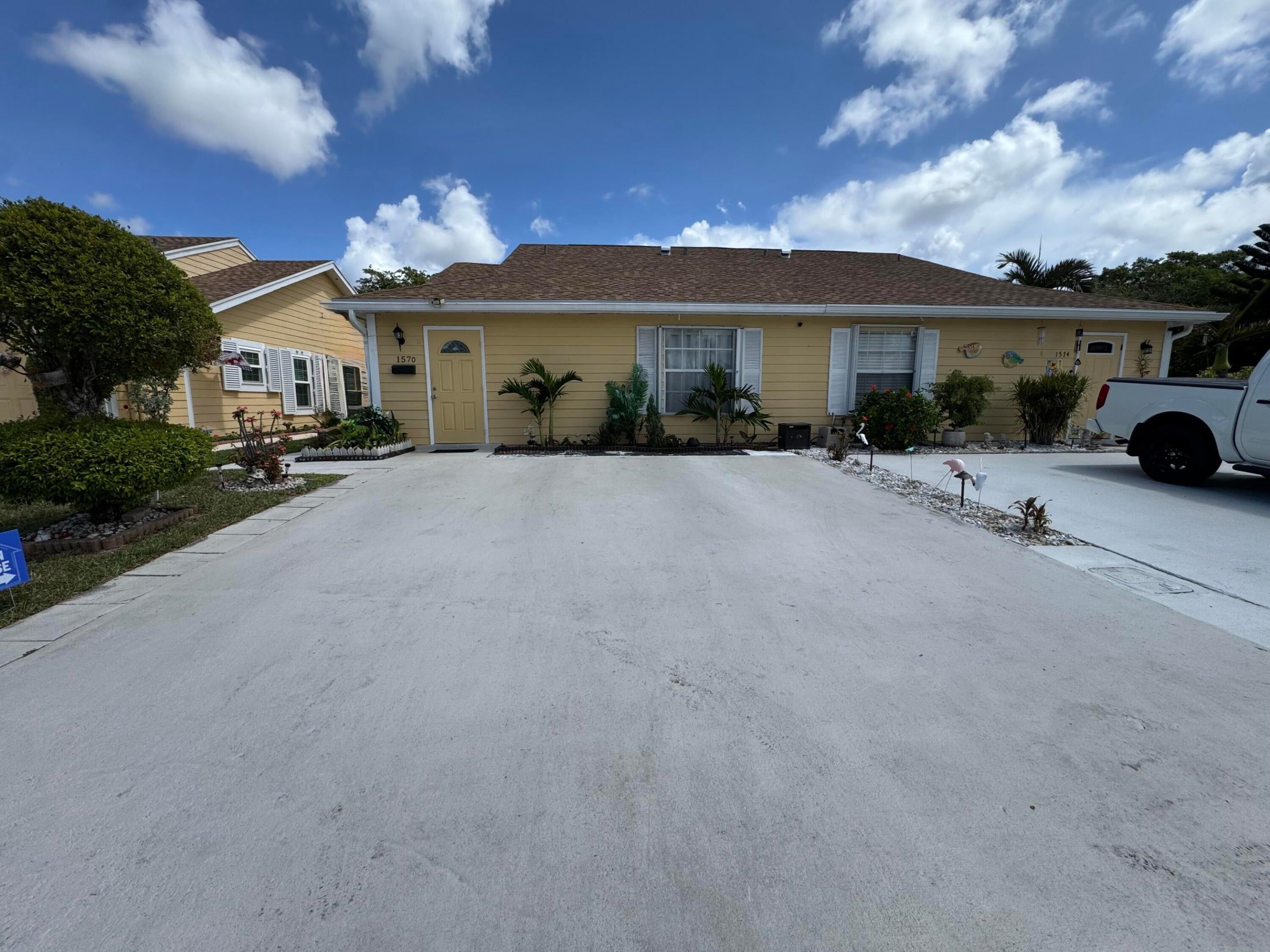 1570 Royal Forest Court