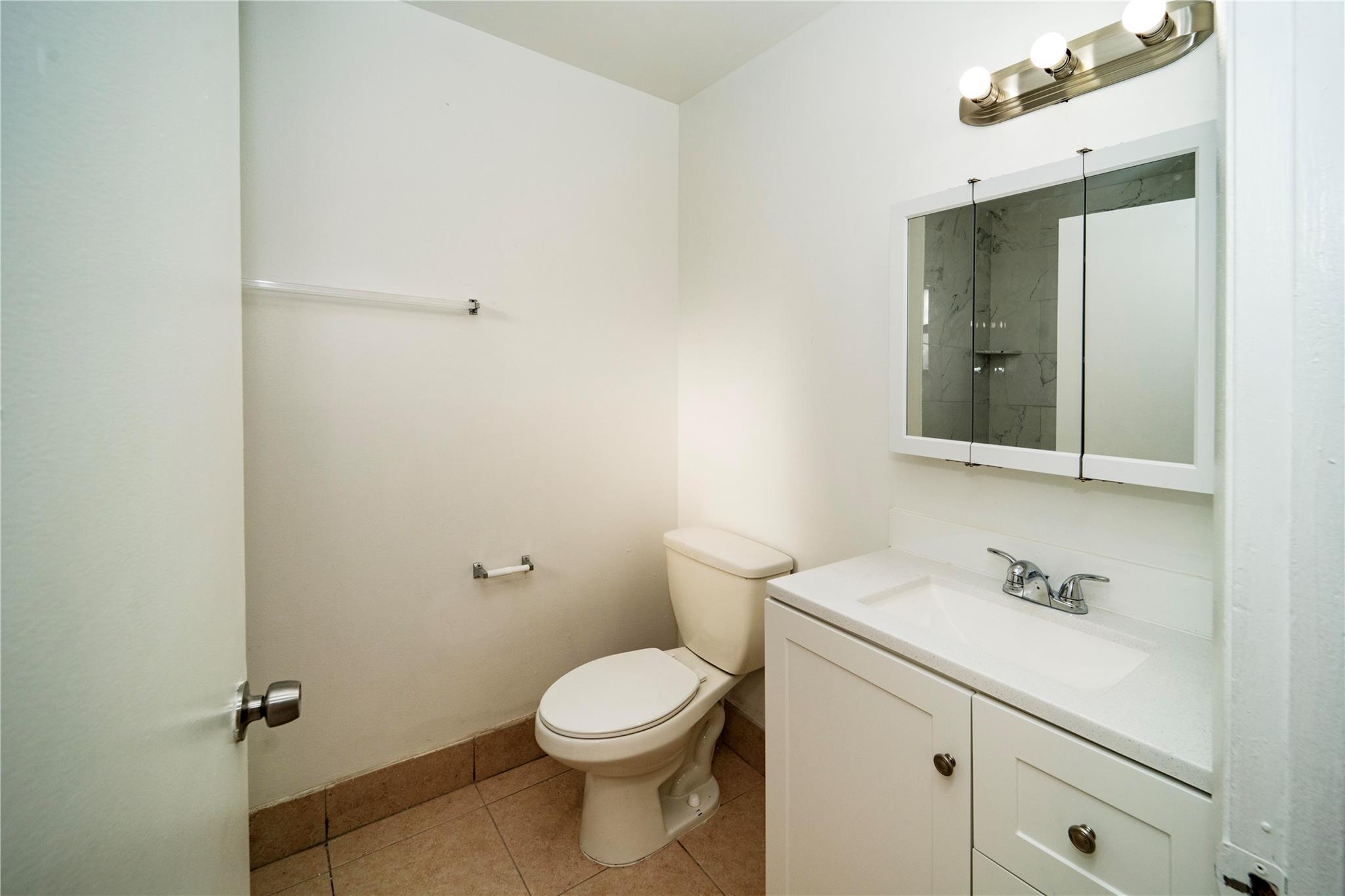 Castlewood 71-37 B - Residential Income