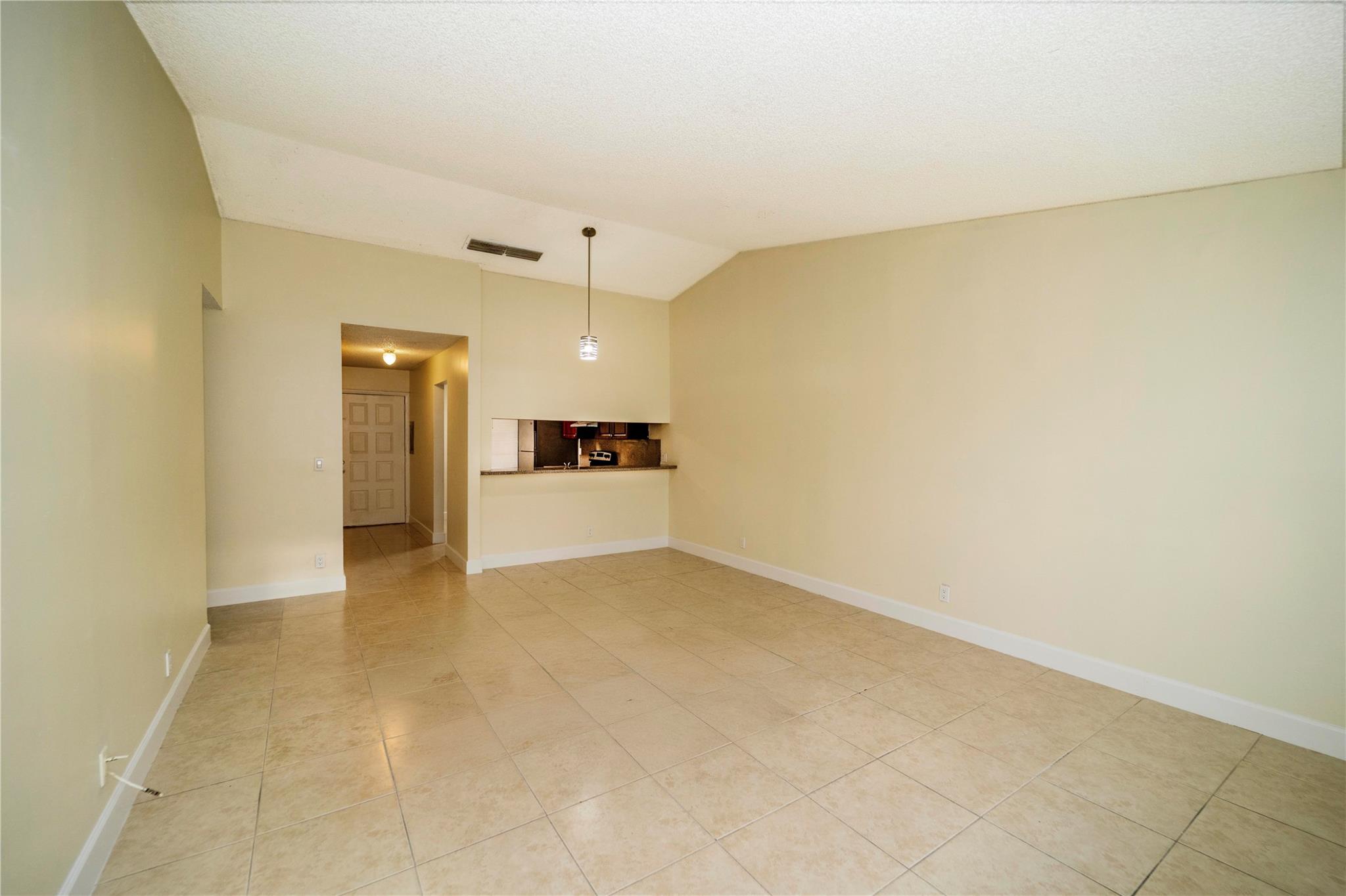 Castlewood 71-37 B - Residential Income