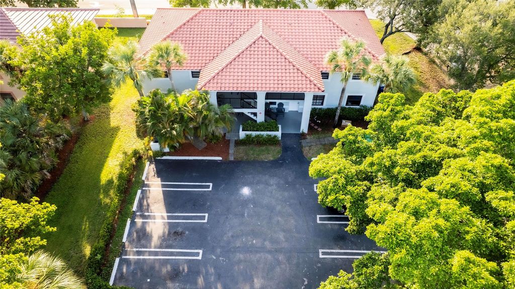 Photo of 3600 NW 116th Terrace, Coral Springs, FL 33065 (MLS # F10531372)