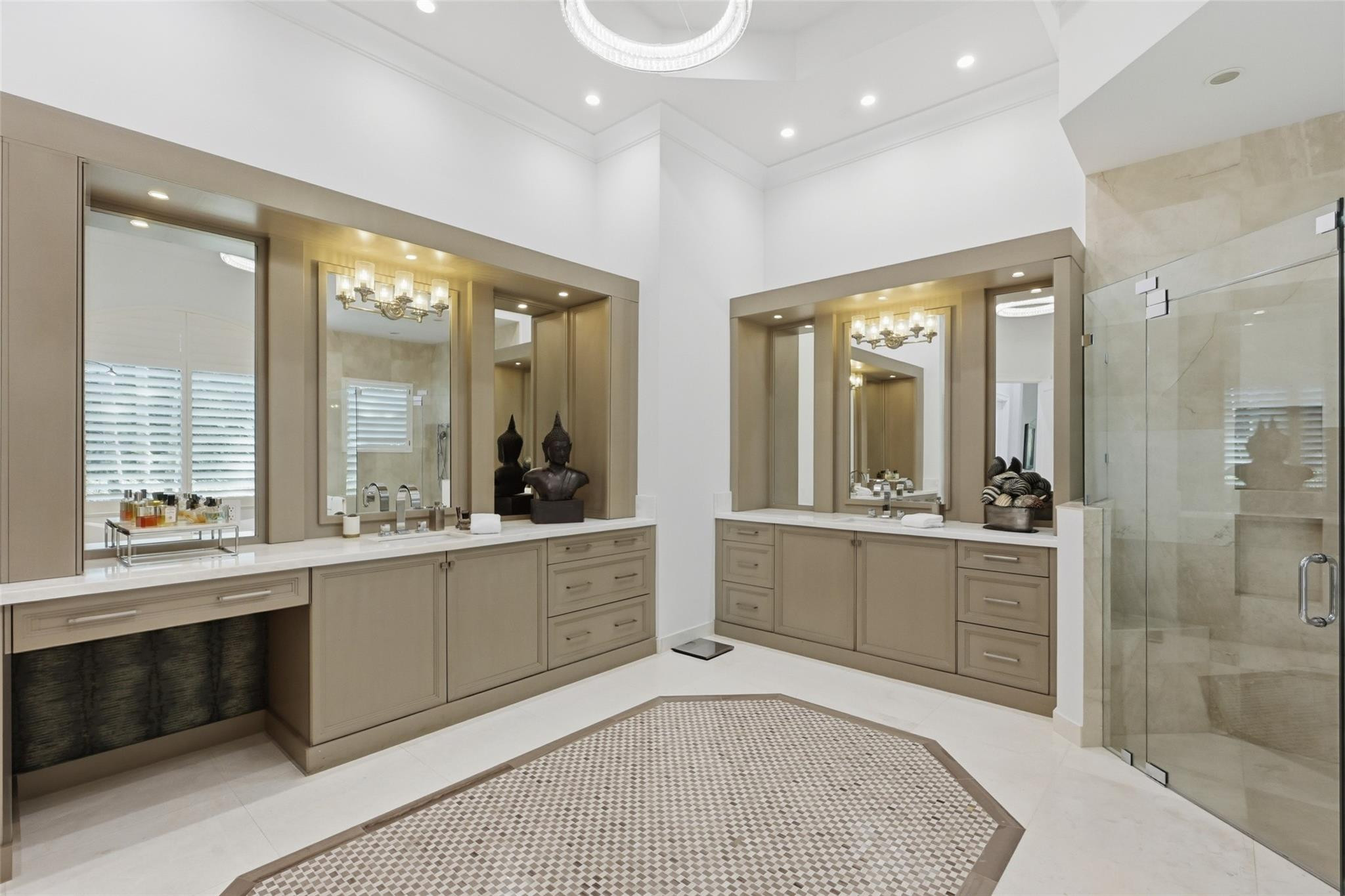 7 Bridges - Residential