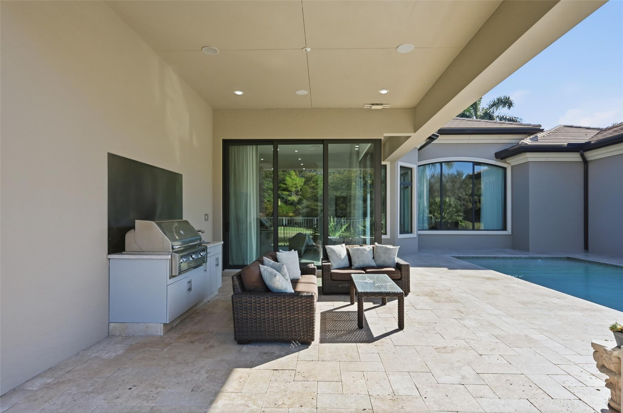 7 Bridges - Residential