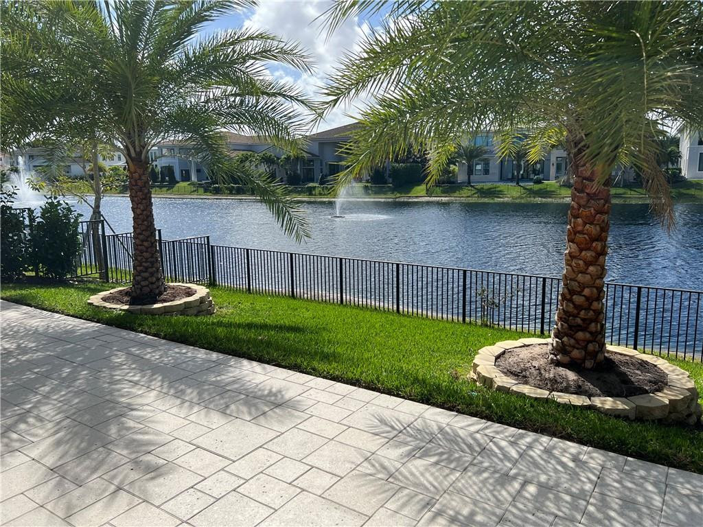 Royal Palm Polo - Residential