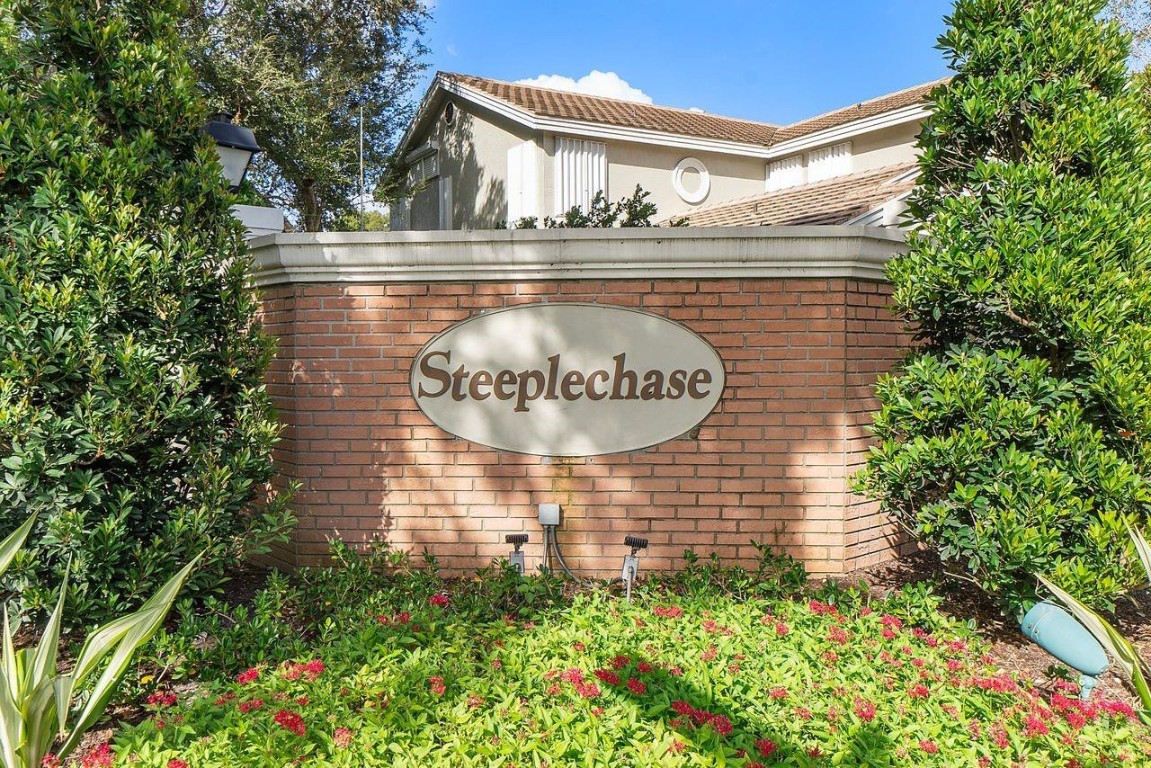 STEEPLECHASE EAGLE TRACE - Residential