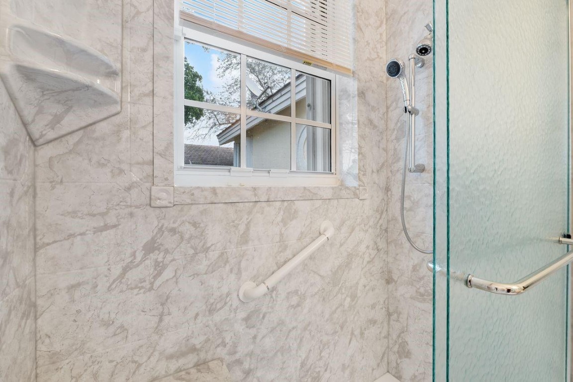 STEEPLECHASE EAGLE TRACE - Residential