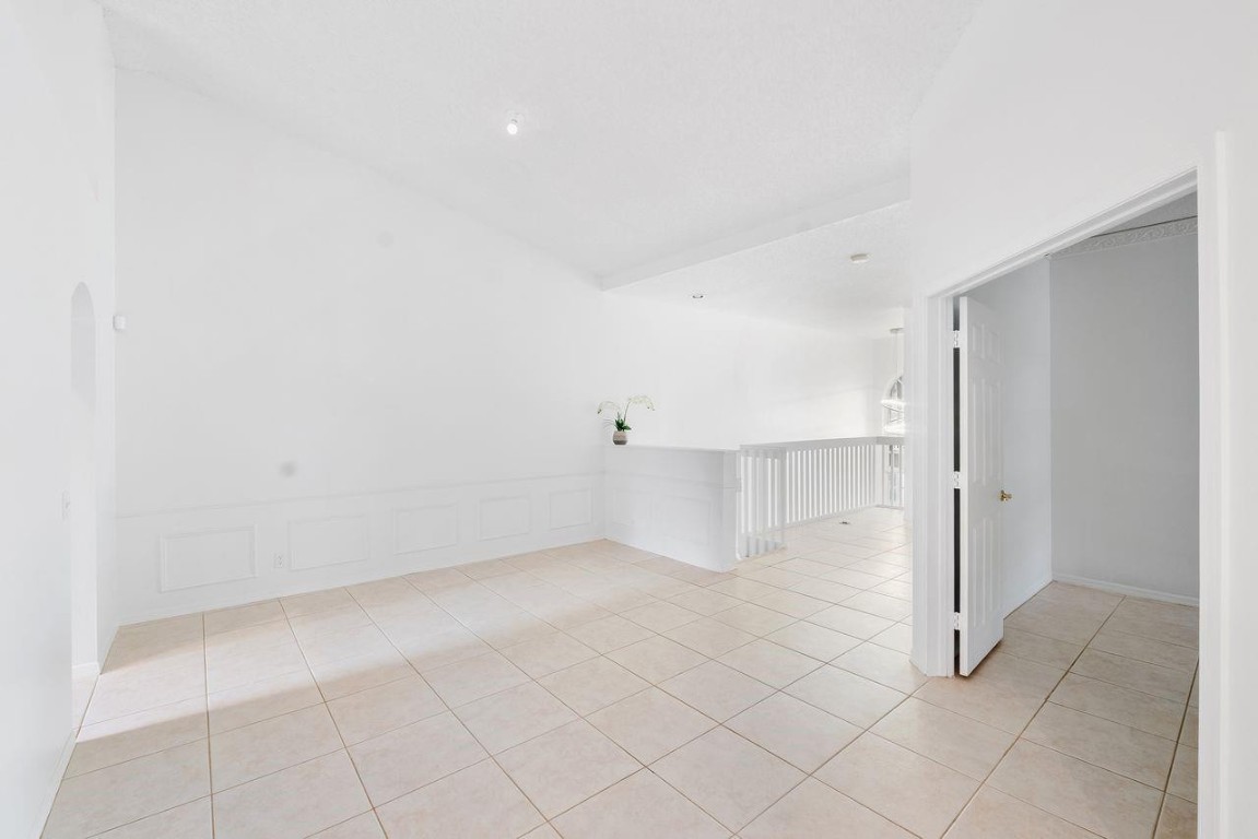 STEEPLECHASE EAGLE TRACE - Residential