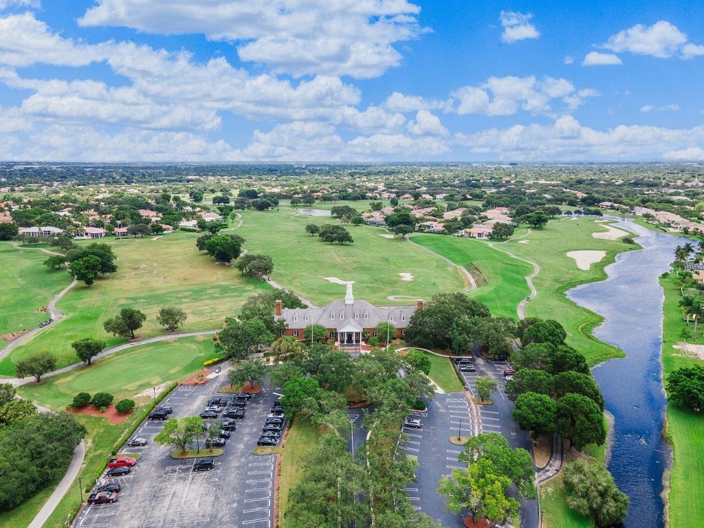 STEEPLECHASE EAGLE TRACE - Residential
