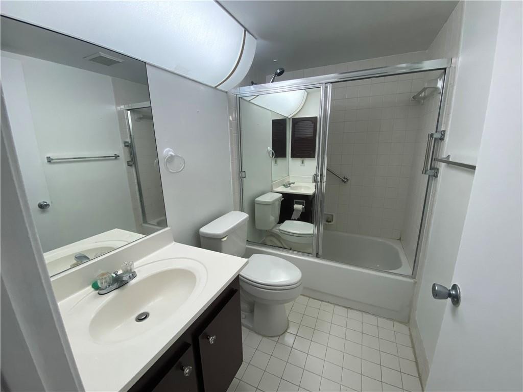 Century Village Kingsley - Residential