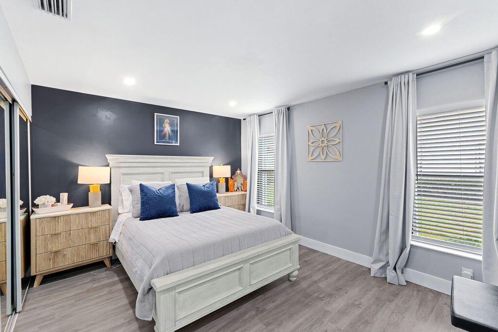 SAVANNAH'S CONDOMINIUM SECTION 1 PHASE 1-H - Residential