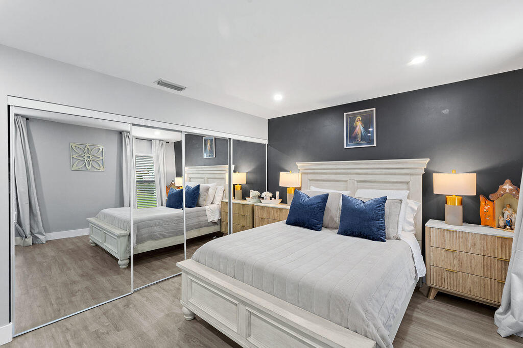 SAVANNAH'S CONDOMINIUM SECTION 1 PHASE 1-H - Residential