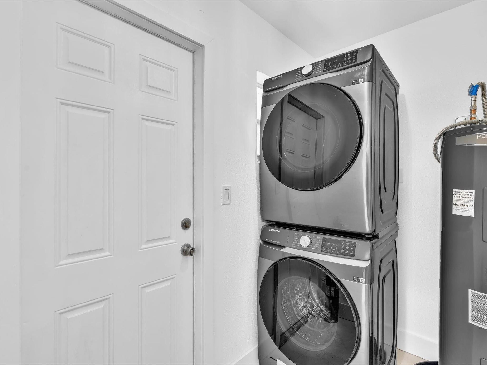 Lauderwood Amd 36-14 B - Residential