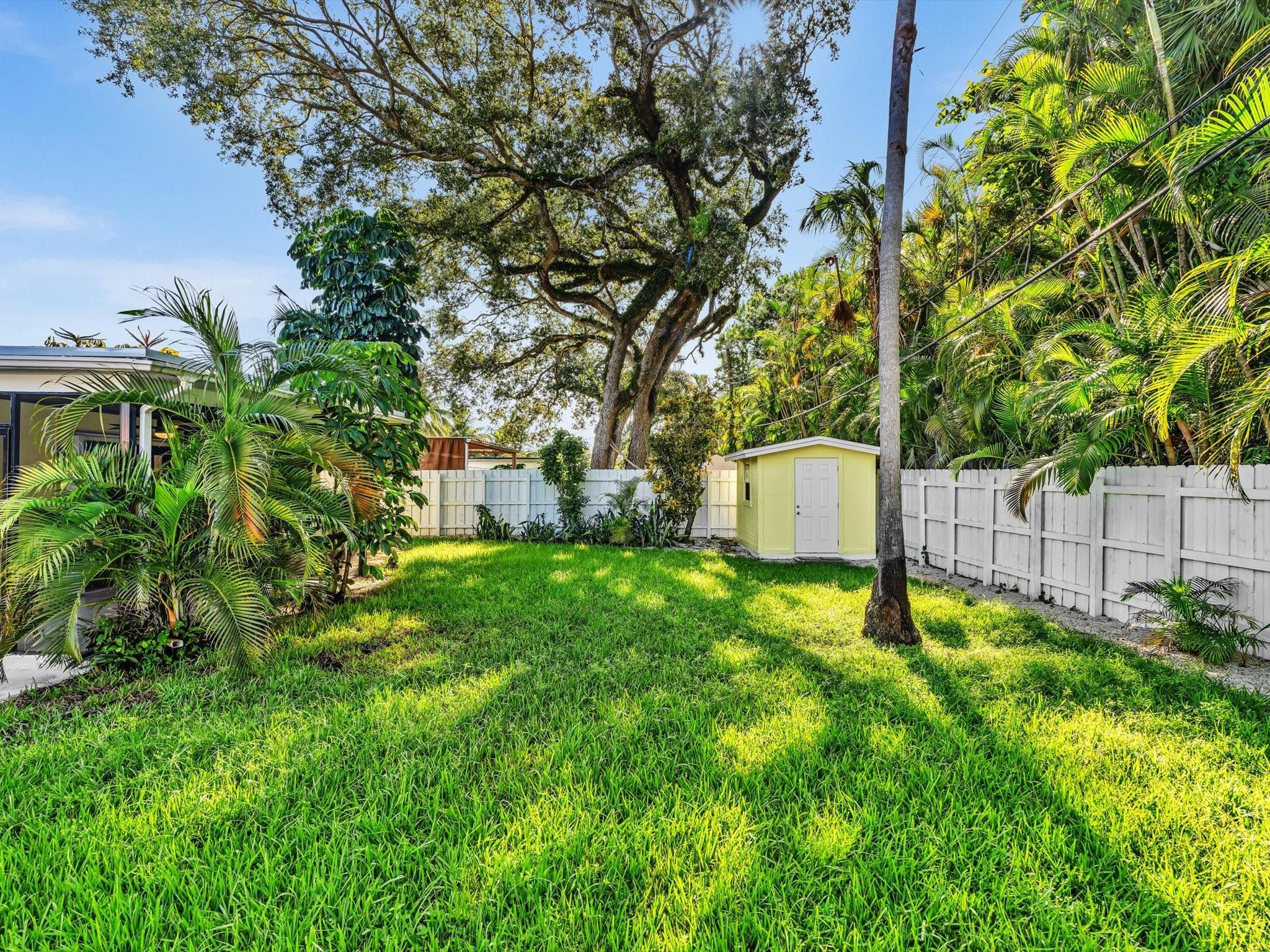 Lauderwood Amd 36-14 B - Residential