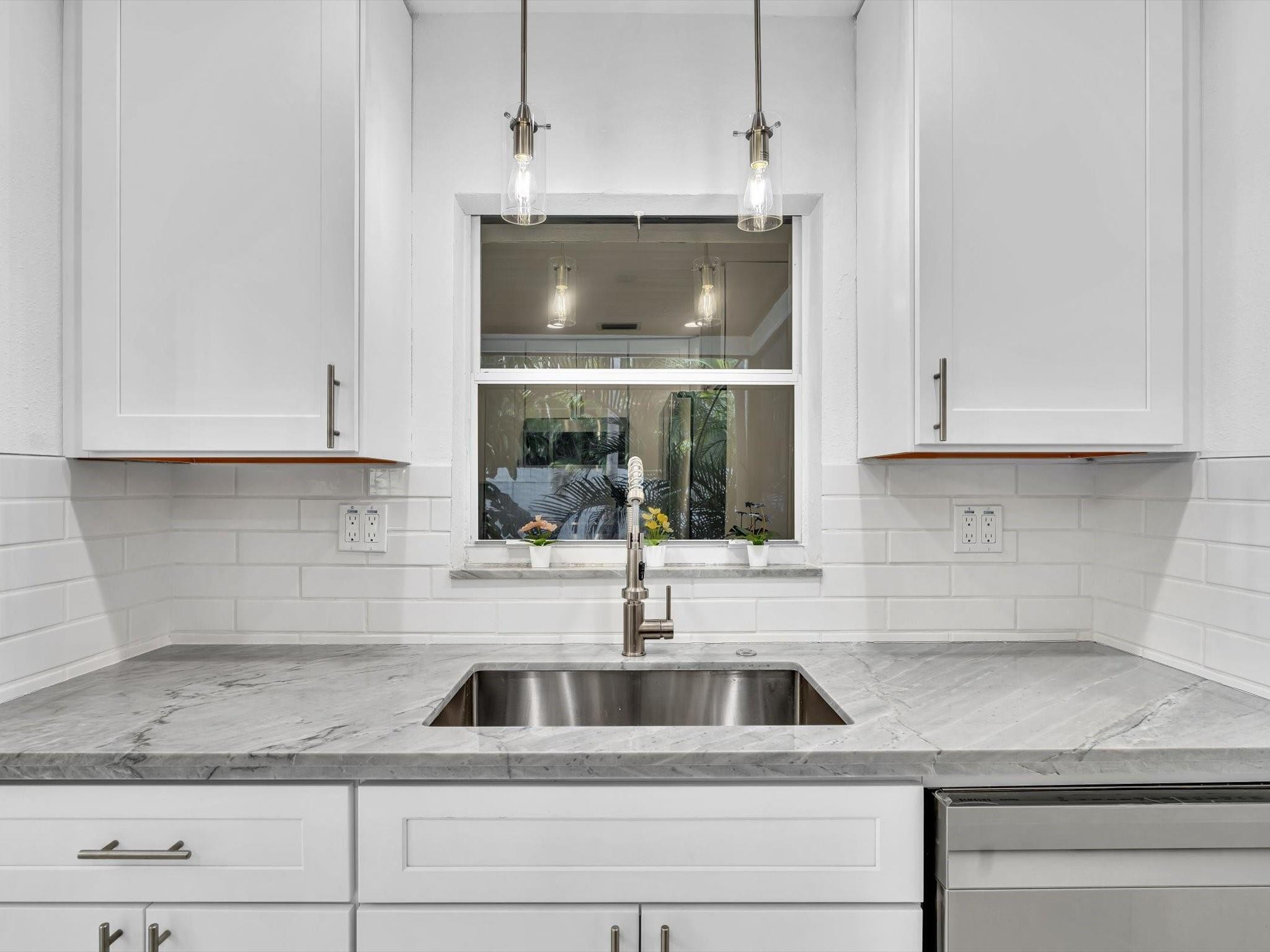 Lauderwood Amd 36-14 B - Residential