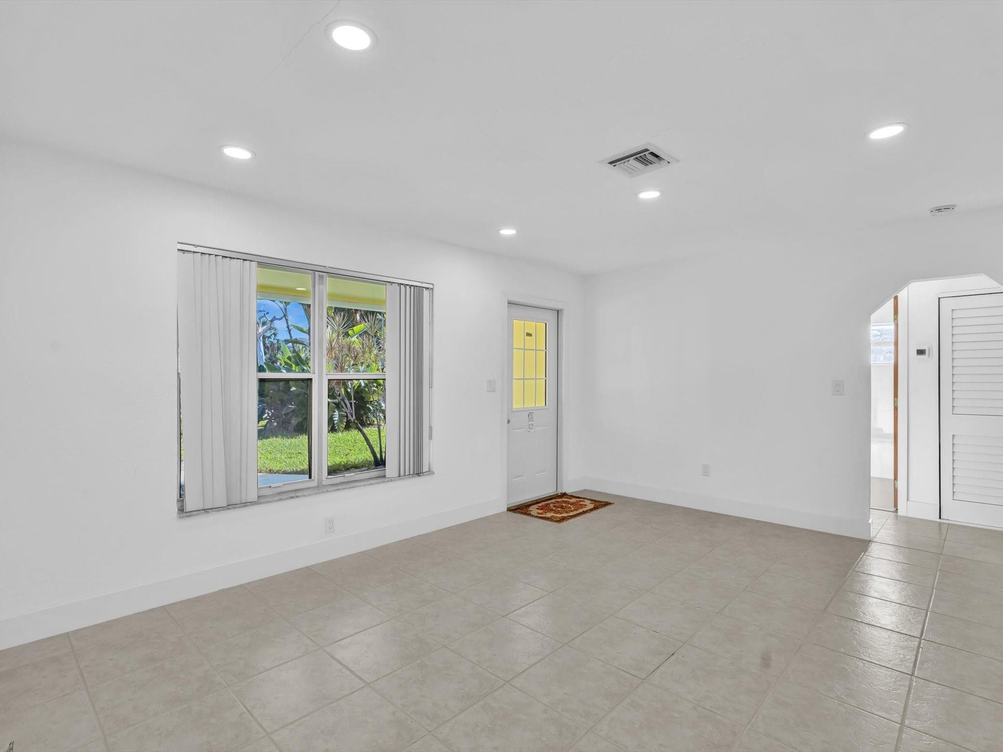 Lauderwood Amd 36-14 B - Residential