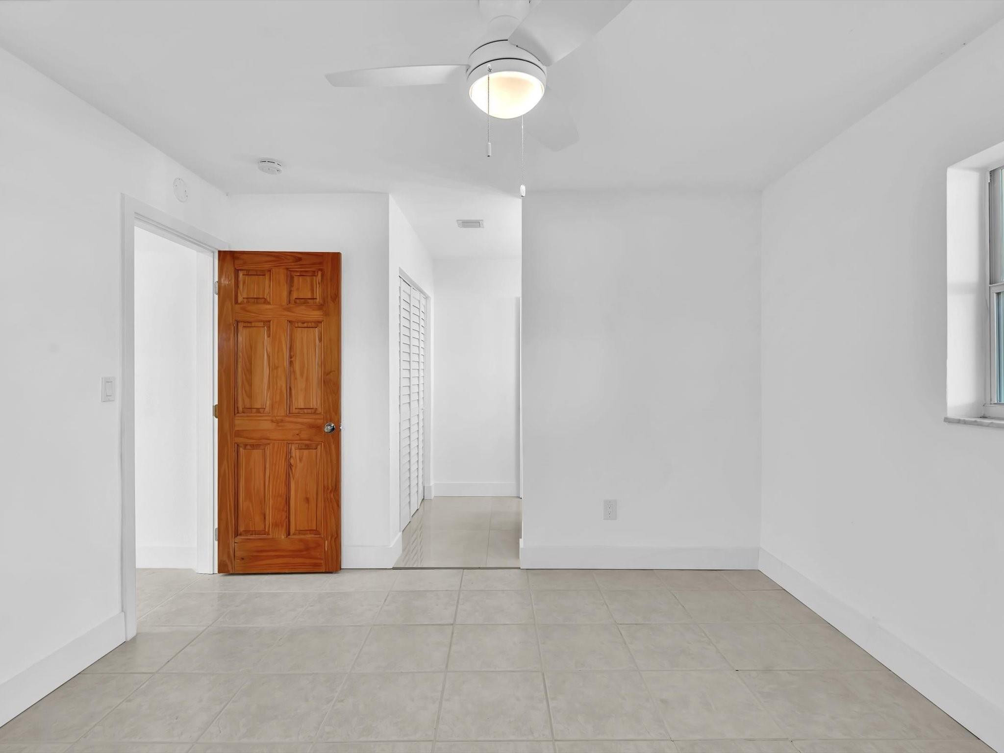 Lauderwood Amd 36-14 B - Residential