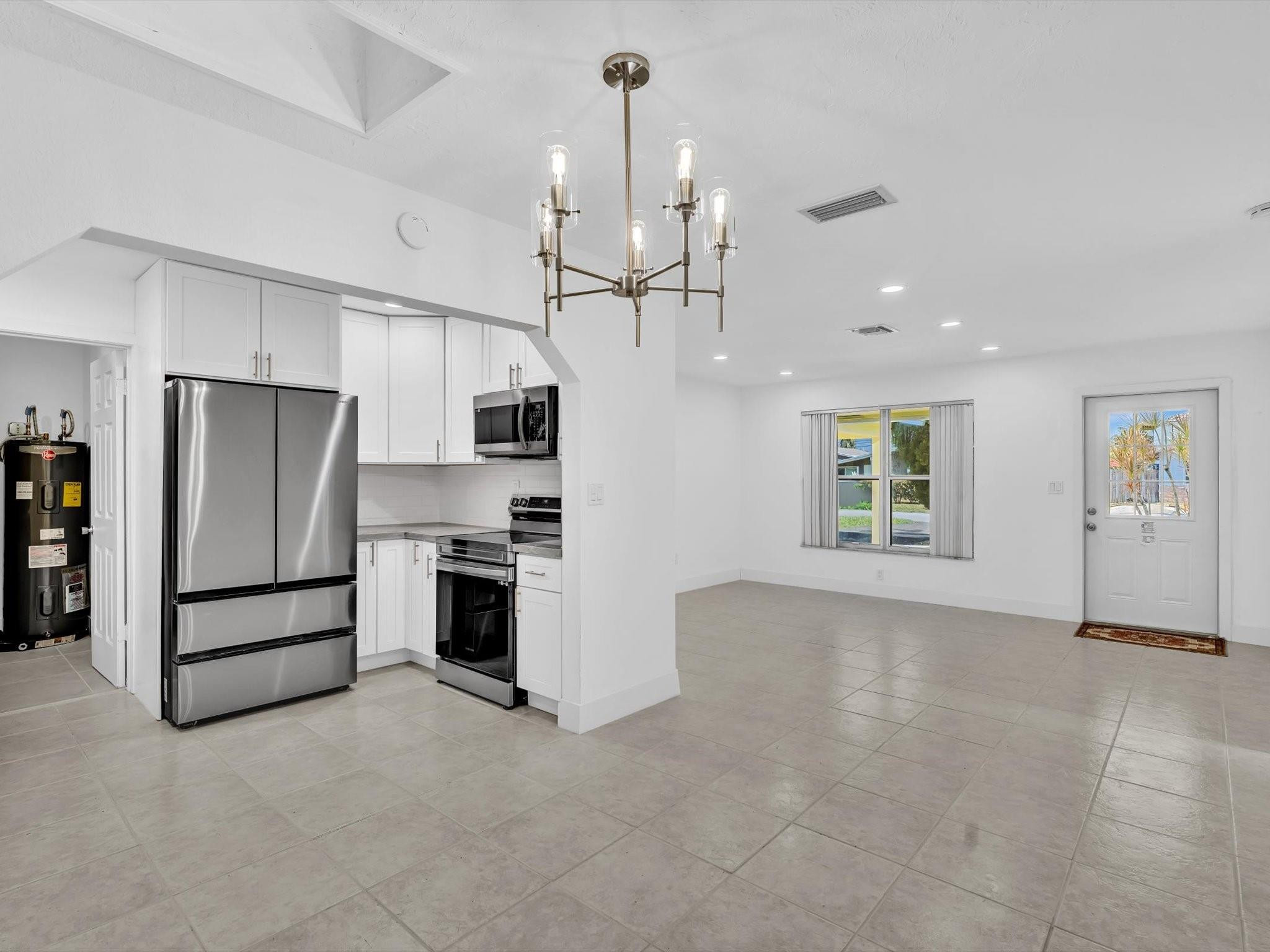 Lauderwood Amd 36-14 B - Residential