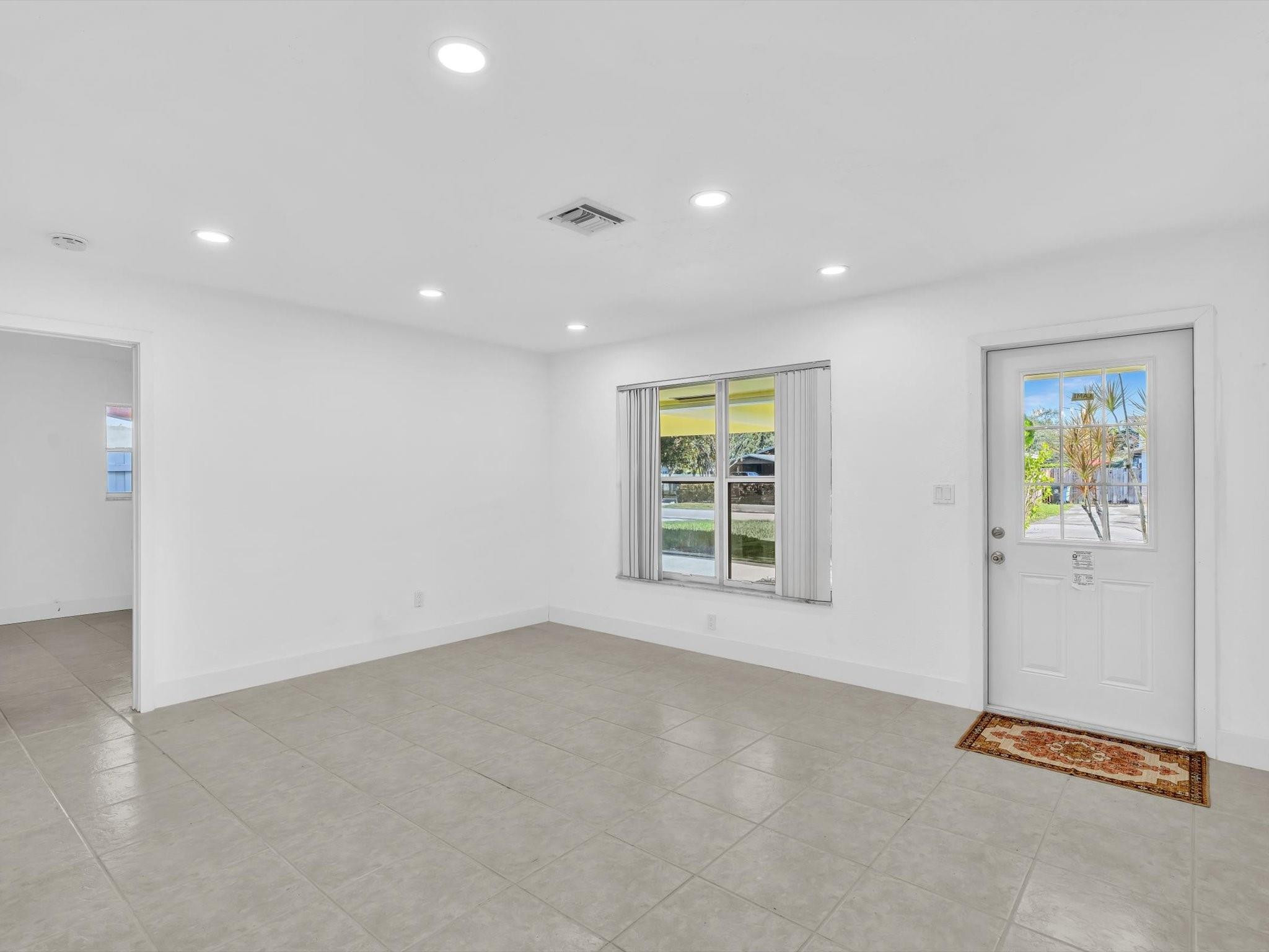 Lauderwood Amd 36-14 B - Residential