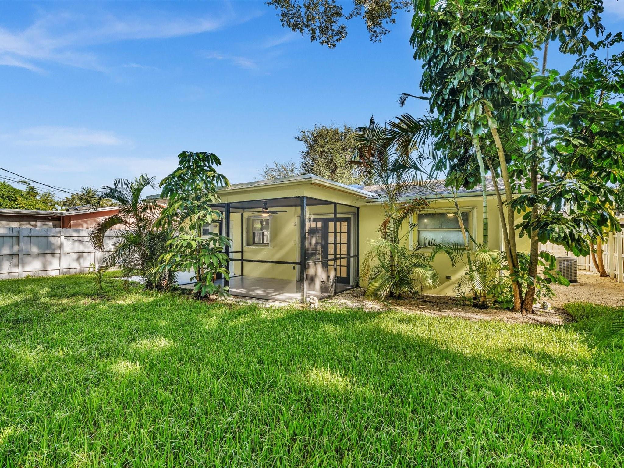 Lauderwood Amd 36-14 B - Residential