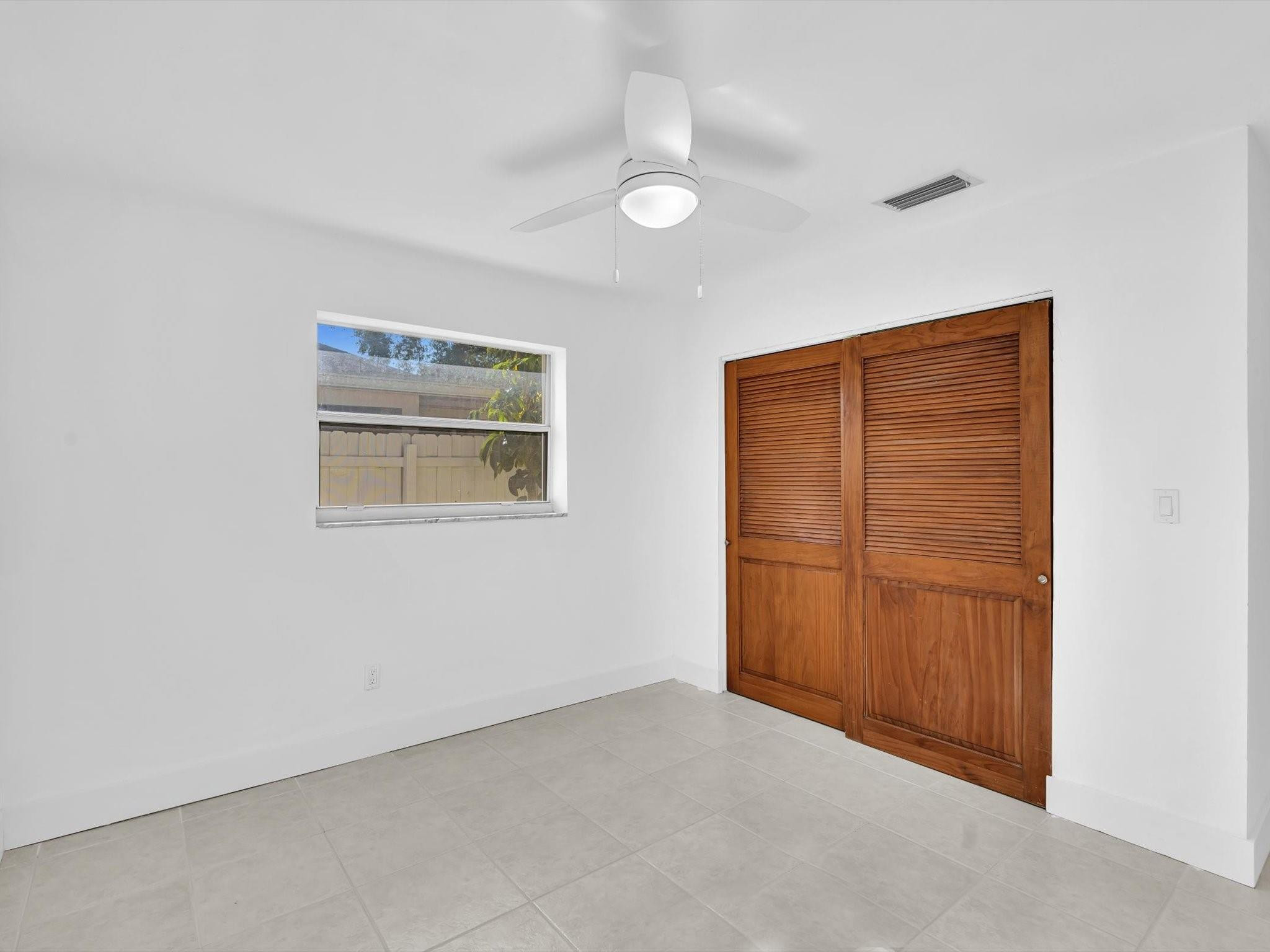 Lauderwood Amd 36-14 B - Residential