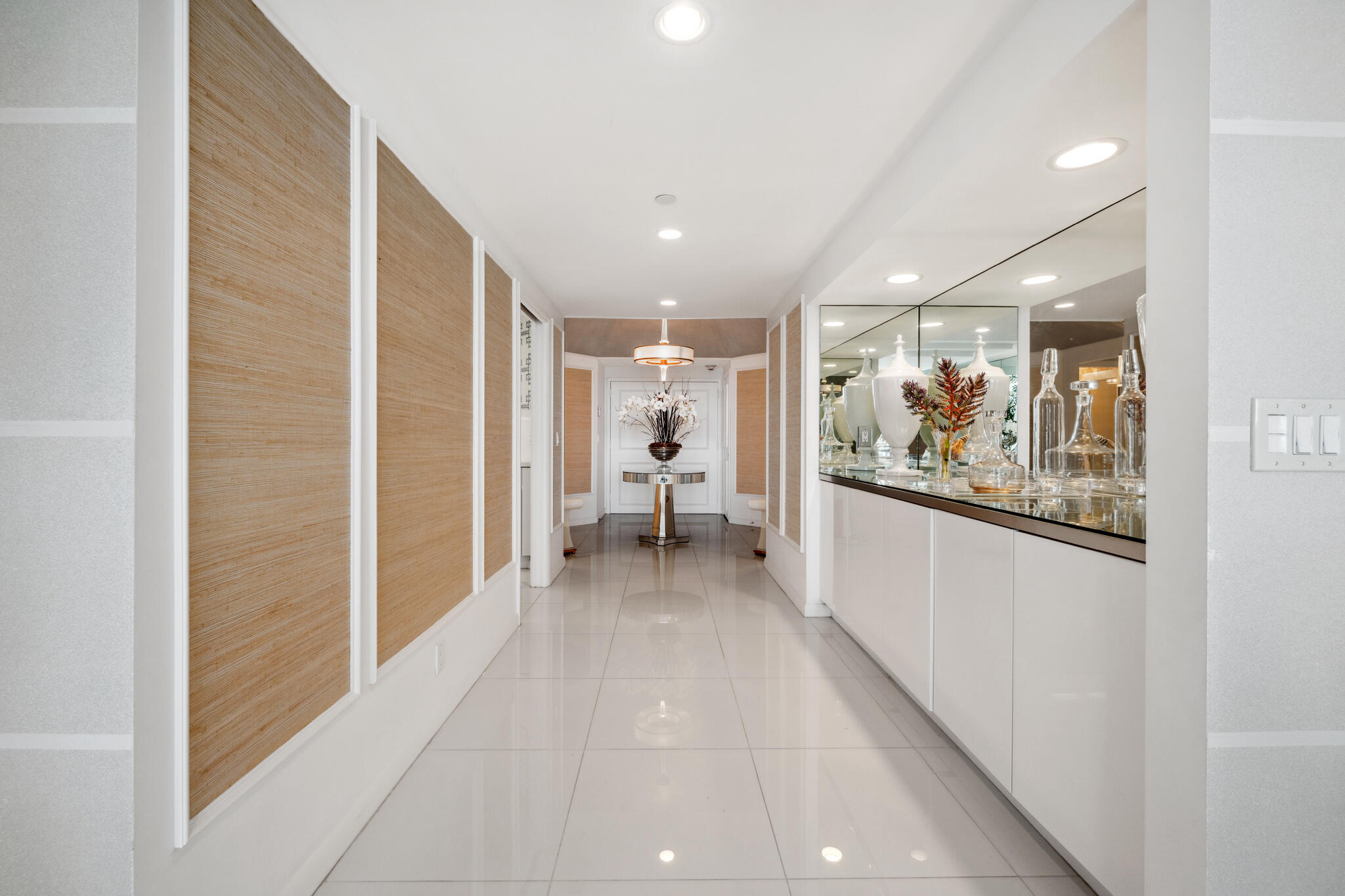 2100 S Ocean Boulevard Ph 607n