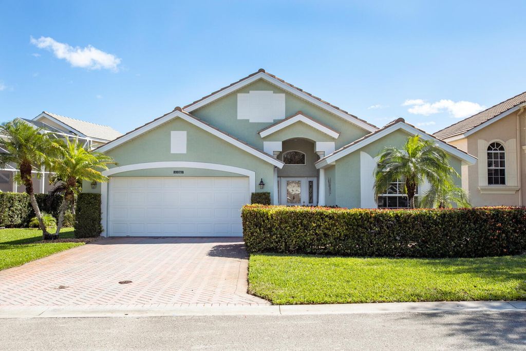 Photo of 12287 SE Plandome Drive, Hobe Sound, FL 33455 (MLS # R10782744)